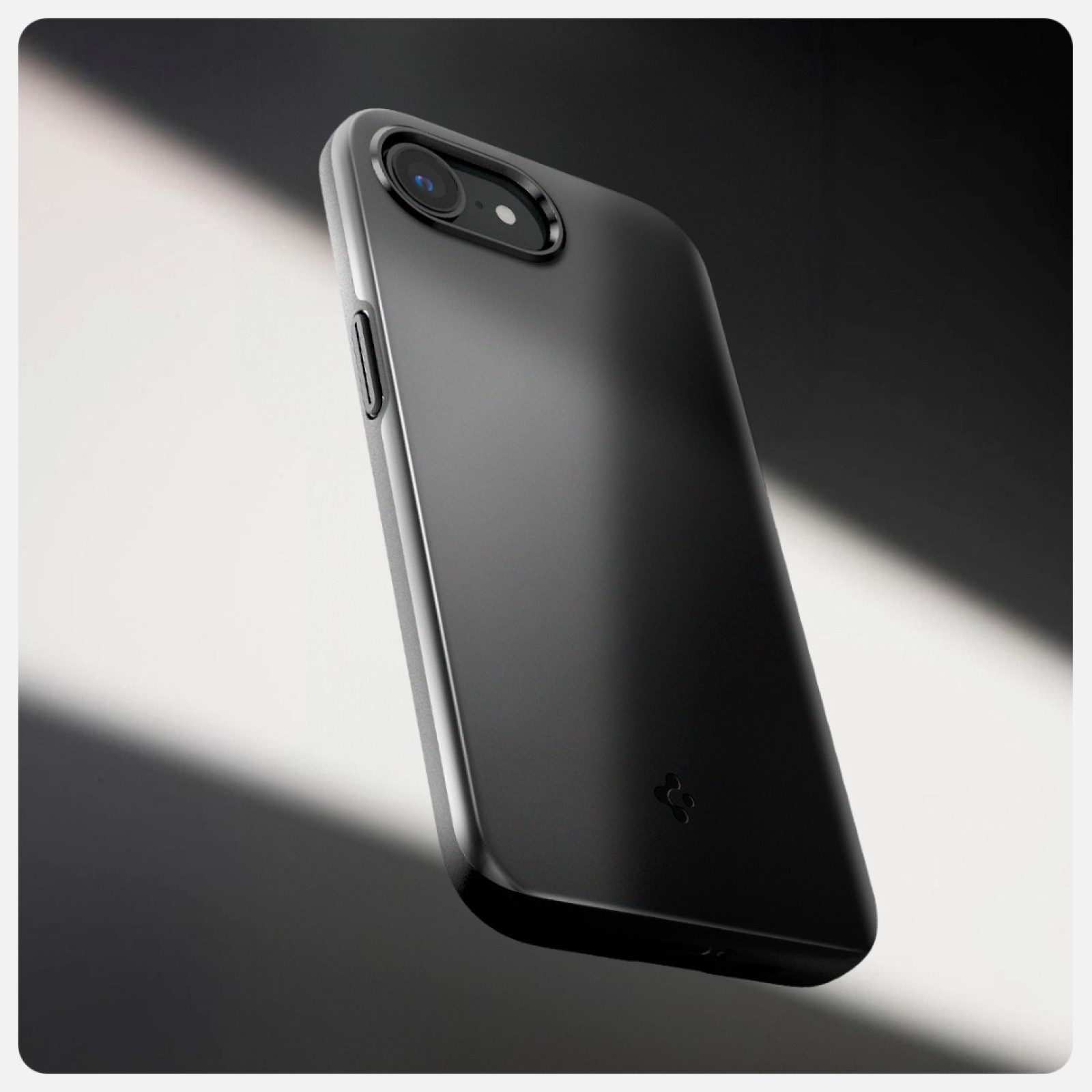 Гръб Spigen за iPhone 17E, iPhone 16E, Thin Fit, MagSafe, Черен - Калъфи за iPhone 16 | Phoneplay.bg