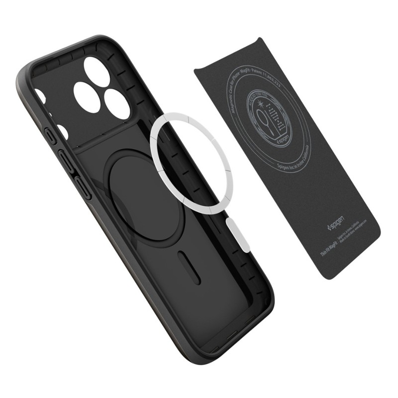 Гръб Spigen Thin Fit за iPhone 17 Pro / 18 Pro, Черен | Phoneplay.bg